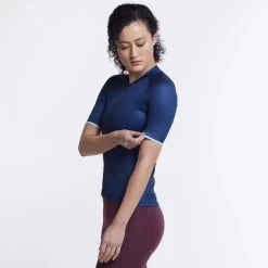 Navy Luna Floral SE Women's Jersey -Sport Vêtements Magasin 0013 womens luna floral se jersey navy side 2000x d6f6d617 048d 465c a30e 70e54e6db6a1