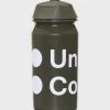 Olive Green Biodegradable Bottle 500ml 2 Olive Green Biodegradable Bottle 500ml -Sport Vêtements Magasin 1422357 Bio Bottle 500ml Green Front 1500x2000 b5240715 aa04 4fc3 b2d4 d8dfa5fe26c8