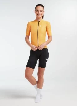 Yellow Wave Wave WMN LuxLite Women's Jersey -Sport Vêtements Magasin 20.12.10 BSC WMN SS JERSEY WAVE YELLOW 0001 1200x fcff6182 54e6 4d6e b8e1 8400140210ae