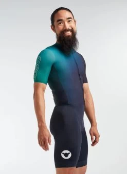 Atlantis Ombre Racing Climber Men's Jersey -Sport Vêtements Magasin C 20.12.10 BSC RACING GREEN FADE 0008 1200x 8de18768 6e32 4da8 85e2 cba3a04409e7