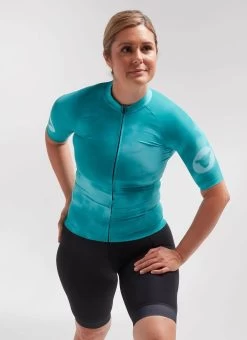 Teal Acid Women's Essentials TOUR Jersey -Sport Vêtements Magasin C Front 20.09.02 TOUR F GREEN JERSEY SS0002