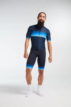 Navy Blue Stripe Essentials TOUR Men's Jersey -Sport Vêtements Magasin H 20.12.10 BSC LTD CALI M JERSEY BLUE NAVY 0004 min