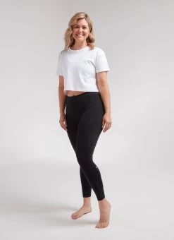 White Women's Crop Tee -Sport Vêtements Magasin H Front 20.09.03 BSC WMN WHITE CROP 0004