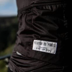 Black Recon Men's Jersey -Sport Vêtements Magasin PelotonDeParis Black Recon Men CyclingJersey Detail2 VeloVeloSingapore