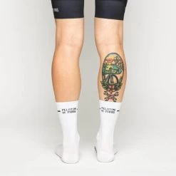 White Classic PLTN Socks -Sport Vêtements Magasin PelotonDeParis White Classic PLTN CyclingSocks Back VeloVeloSigapore