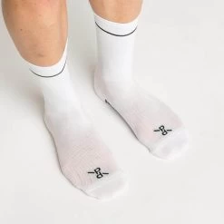 White Classic PLTN Socks -Sport Vêtements Magasin PelotonDeParis White Classic PLTN CyclingSocks Front VeloVeloSigapore